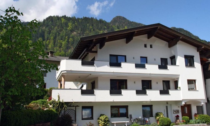 Schlitters Apartamento | Ferienwohnung Kreidl