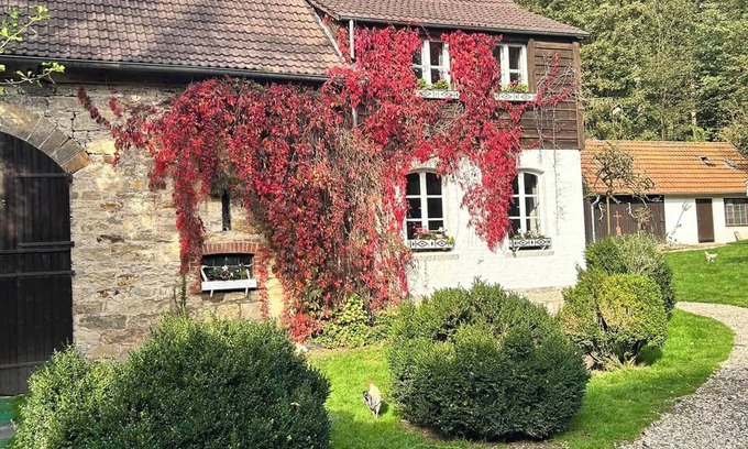 Altenbeken Apartamento | Ferienwohnung Kutscherstube auf dem Alten Forstamt im Teutoburger Wald