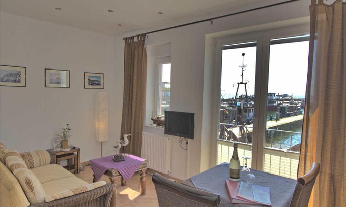 Sassnitz Apartamento | Ferienwohnung Kutterfisch direkt im Stadthafen