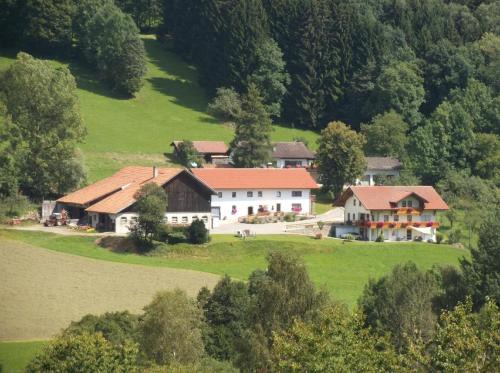 Maibrunn Apartamento | Ferienwohnung Lindenhof