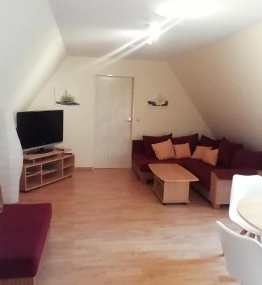 Plau am See Apartamento | Ferienwohnung Loewe