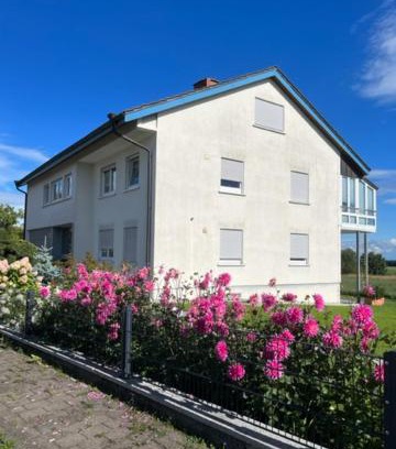 Kreenheinstetten Apartamento | Ferienwohnung Maier