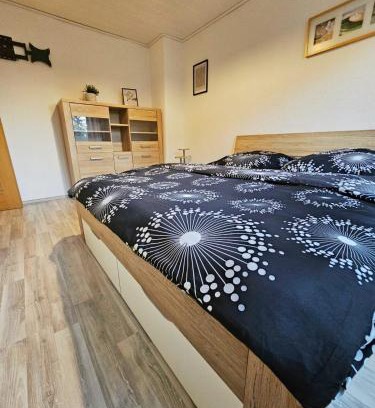 Weissenfels Apartamento | Ferienwohnung mit Balkon in Weißenfels
