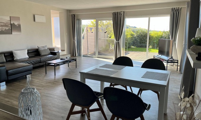 Hartenfels Apartamento | Ferienwohnung mit großer Terrasse und Garten für Genießer