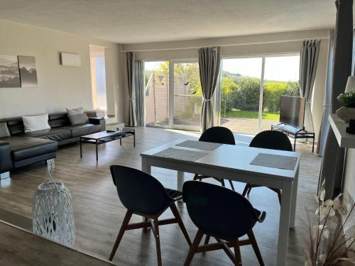 Hartenfels Apartamento | Ferienwohnung-mit-grosser-Terrasse-und-Garten-fuer-Geniesser
