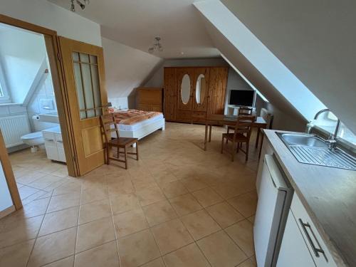 Hollenbach Apartamento | Ferienwohnung mit Küche und Bad