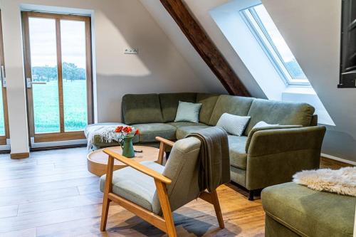 Versmold Apartamento | Ferienwohnung mit Sauna „Eschblick“