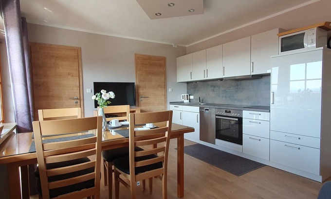 Haundorf Apartamento | Ferienwohnung mit tollem Seeblick und Liegewiese