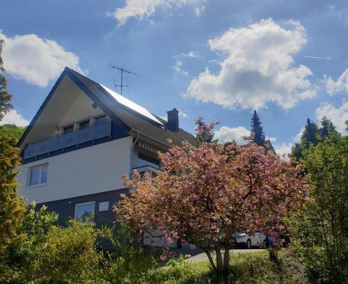 Pfeffingen Apartamento | Ferienwohnung mit toller Aussicht