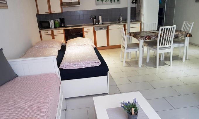Kleinbreitenbach Apartamento | Ferienwohnung/Monteurzimmer auf dem Bauernhof