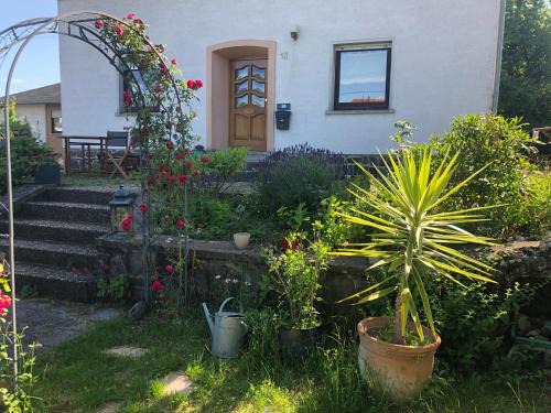 Oberbrombach Apartamento | Ferienwohnung Natur und Steine
