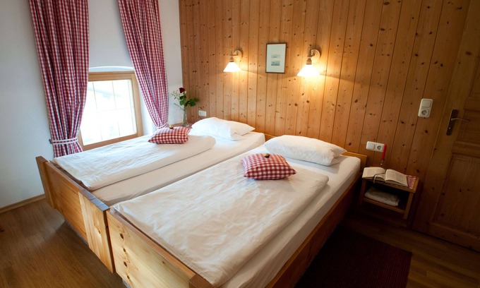 Seeon-Seebruck Apartamento | Apartamento No. 3 con balcón orientado al sur, 50m²
