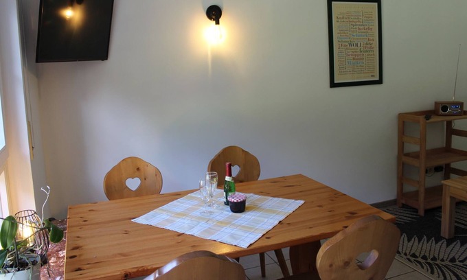 Brachthausen Apartamento | Ferienwohnung Nummer 3, 40qm, Terrasse, 1 Schlafzimmer, Max. 2 Personen