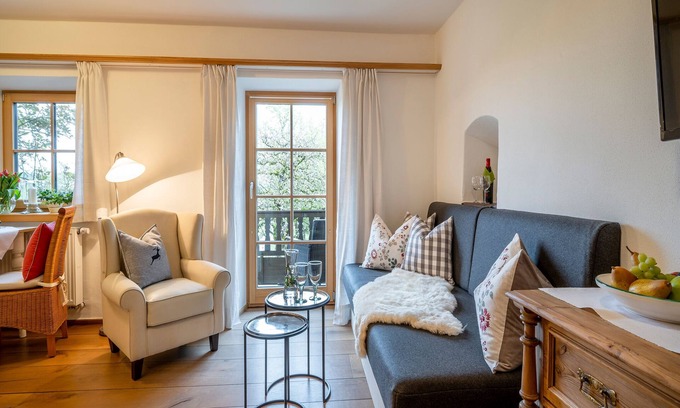 Hoslwang Apartamento | Ferienwohnung Obstgarten, 47 qm 1. Stock, 1 Separates Schlafzimmer