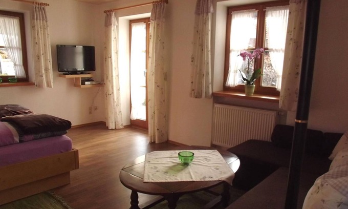 Ohlstadt Apartamento | Ferienwohnung Obstgarten - Beim Keanzl