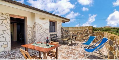 Gonnesa Apartamento | Ferienwohnung Panorama, Wohlfühloase Auszeit