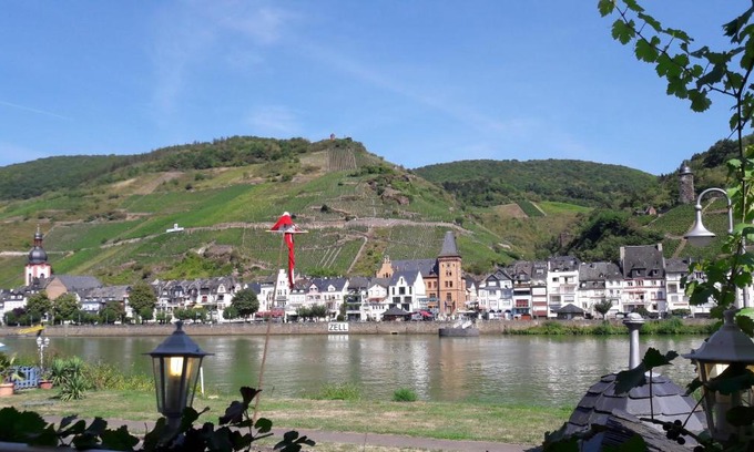 Zell Apartamento | Ferienwohnung Roter Riesling