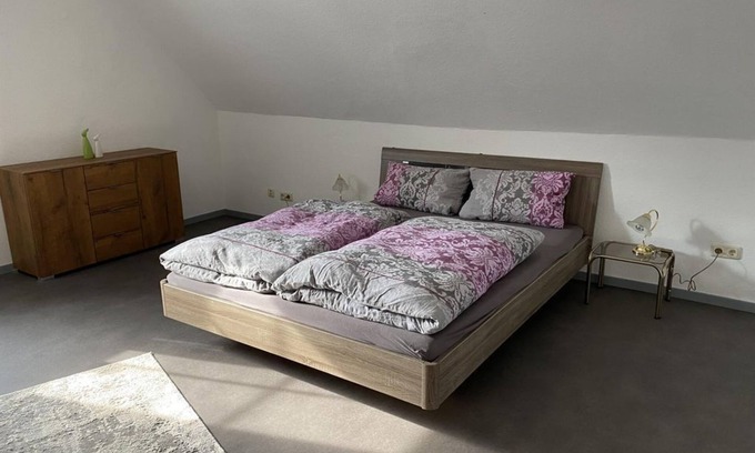 Karthaus Apartamento | Ferienwohnung Rosch - Ferienwohnung