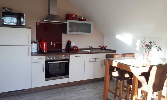 Eberstadt Apartamento | Ferienwohnung Samtrot - Weinlodge am Geissberg