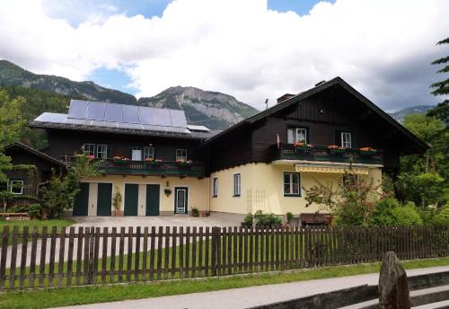 Weissenbach Apartamento | Ferienwohnung Schönauer