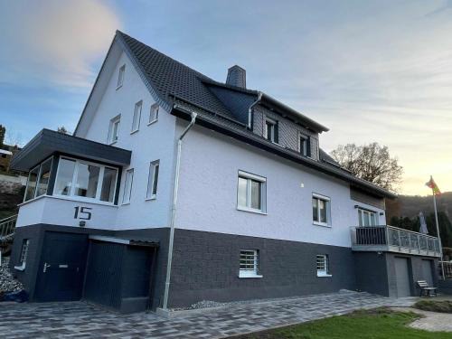 Hemfurth-Edersee Apartamento | Ferienwohnung Seerose