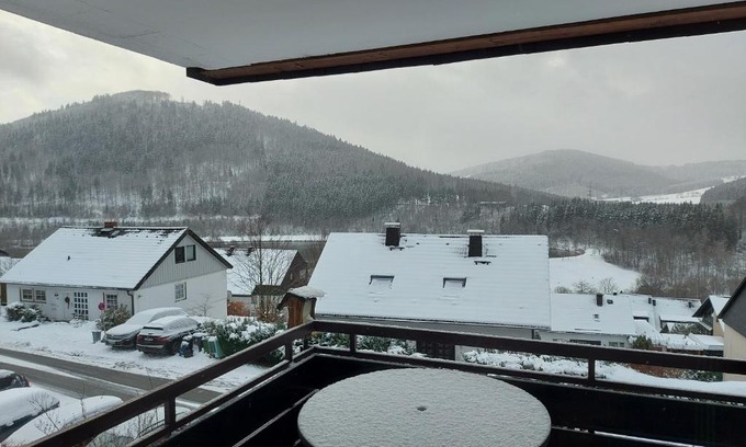 Niedersfeld Apartamento | Ferienwohnung See & Bergblick