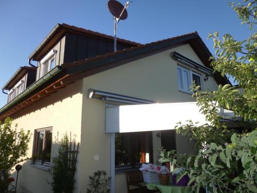 Bergatreute Apartamento | Ferienwohnung Sonnenberg
