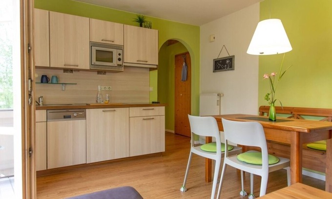 See Apartamento | Apartamento Girasol para 4 personas, 2 habitaciones, balcón, 59 m².