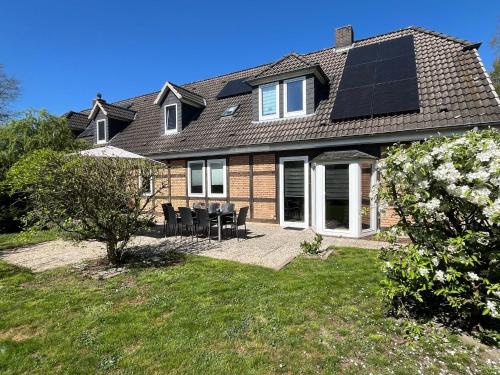 Uelzen Apartamento | Ferienwohnung Sonnenschein Garten