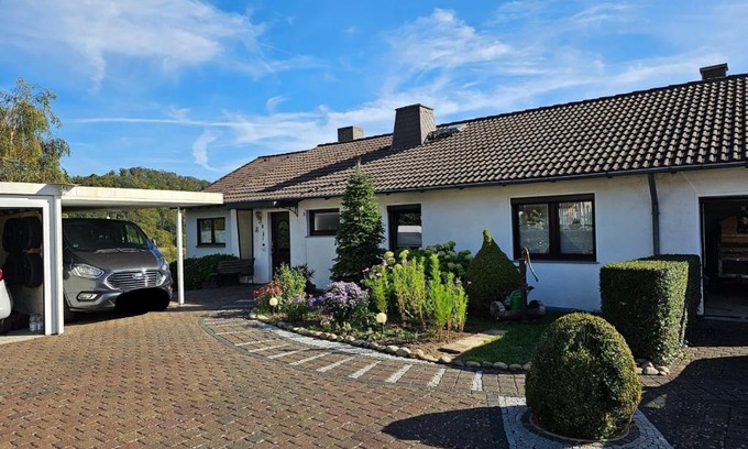 Ahnatal Apartamento | Ferienwohnung Talblick