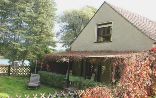 Seddiner See Apartamento | Ferienwohnung Tihsies