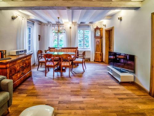 Monschau Apartamento | Ferienwohnung To Hous