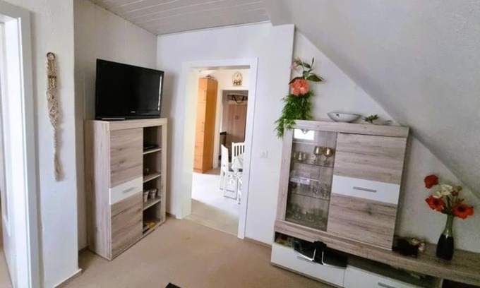 Grossbreitenbach Apartamento | Ferienwohnung Urlaub über den Second Hand Lädchen