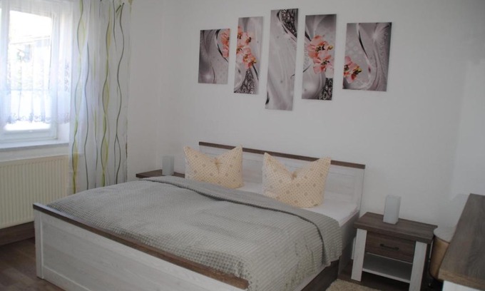 Boehlen Apartamento | Ferienwohnung „von Groppau“