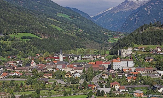 Gmuend in Kaernten Apartamento | Ferienwohnung Vorstadt