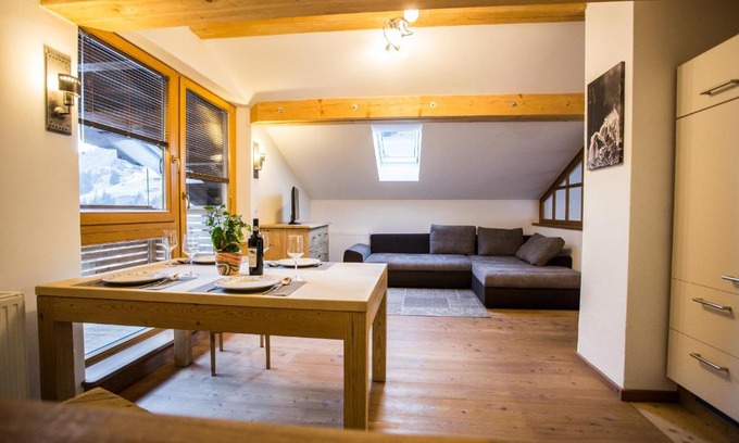 Ausservillgraten Apartamento | Ferienwohnung Walder