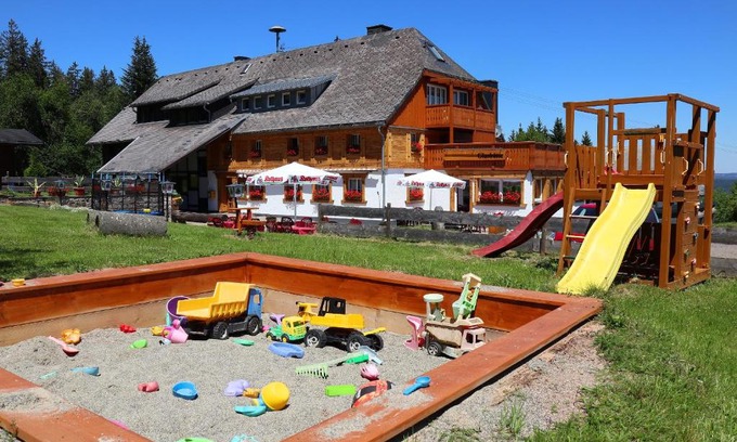 Bonndorf Apartamento | Ferienwohnung Waldrauschen in der Höhenpension Glashütte