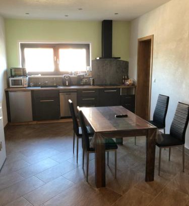 Treuen Apartamento | Ferienwohnung Zeitler