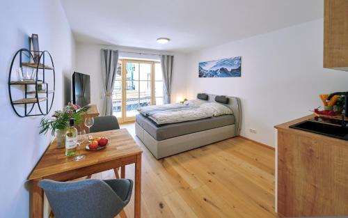 Tittmoning Apartamento | Ferienwohnung Zimmer Tittmoning Stadtplatz 27