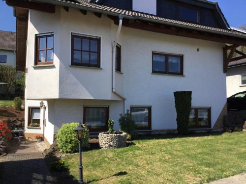 Emmelshausen Apartamento | Ferienwohnung zum Heilbrünnchen