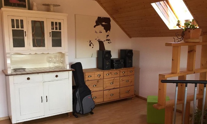 Friesdorf Apartamento | Ferienwohnung "Zum Schlossblick"