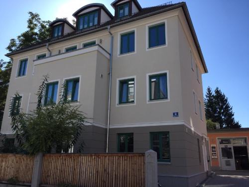 Regensburg Apartamento | Ferienwohnungen Babo 6
