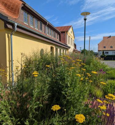 Lalendorf Apartamento | Ferienwohnungen - barrierefrei - im sanierten Gutshof