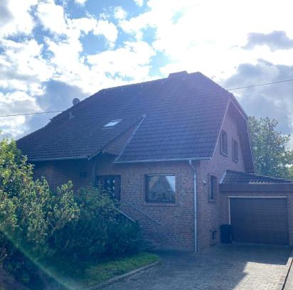 Dollendorf Casa | Ferienwohnungen Burgstraße 8