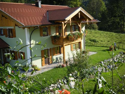 Aschau im Chiemgau Apartamento | Ferienwohnungen Bergerhof Zuhaus