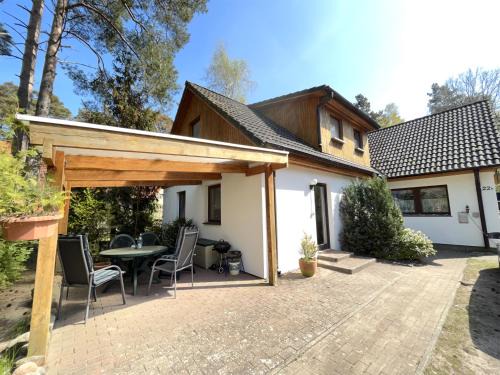 Neuhaus Casa | Ferienwohnungen Dierhagen MOST 1110