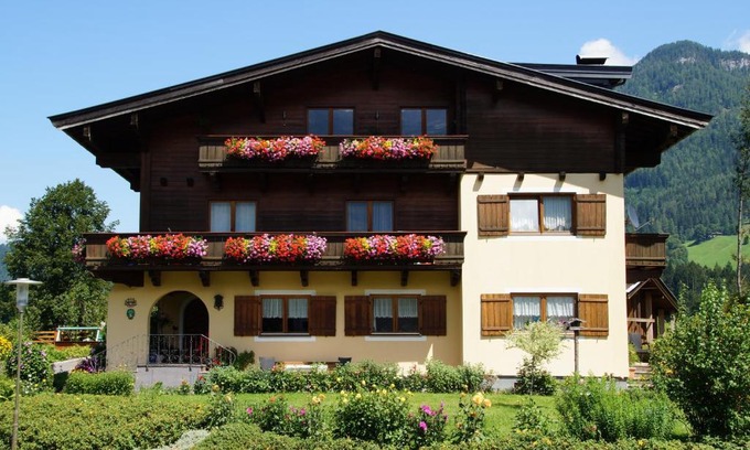 Lofer Apartamento | Ferienwohnungen Haus Mindermann