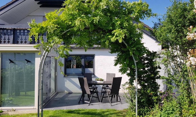 Muensingen Apartamento | Ferienwohnungen Lilie Und Dahlie