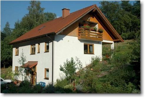 Rinnthal Apartamento | Ferienwohnungen Röller
