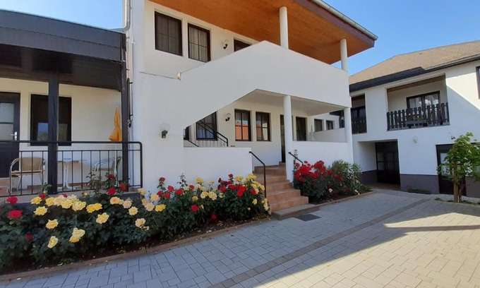 Illmitz Apartamento | Ferienwohnungen & Weingut Kroiss Silvia